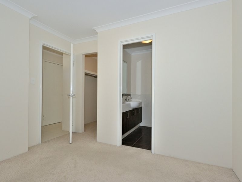 4/9 North Street, Midland WA 6056