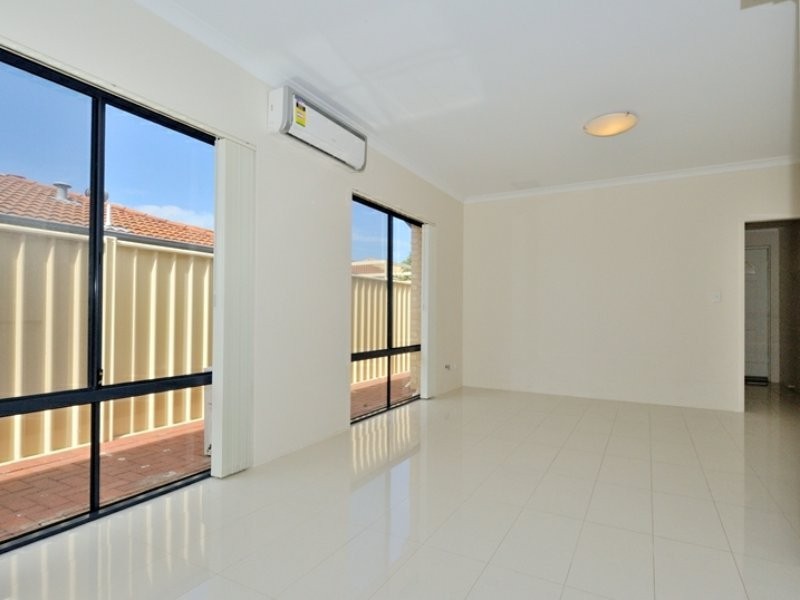 4/9 North Street, Midland WA 6056