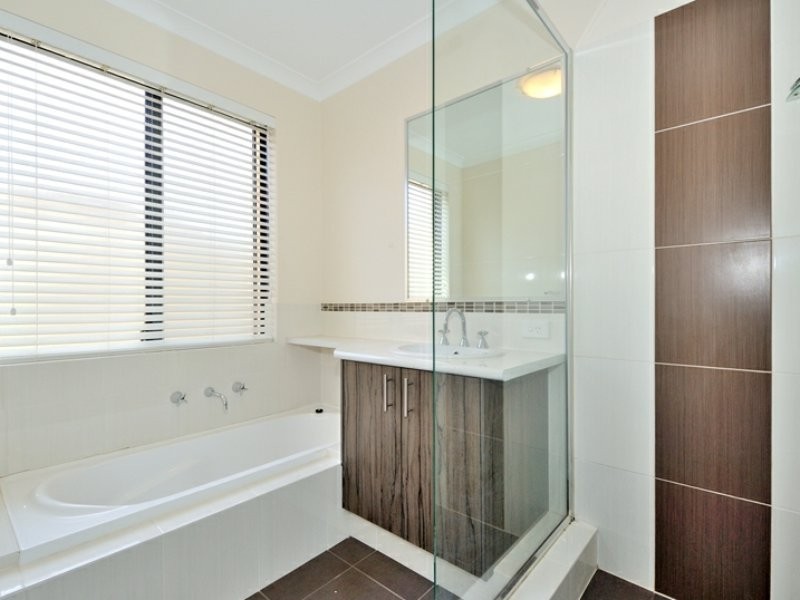 4/9 North Street, Midland WA 6056