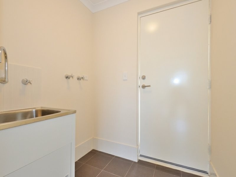 4/9 North Street, Midland WA 6056