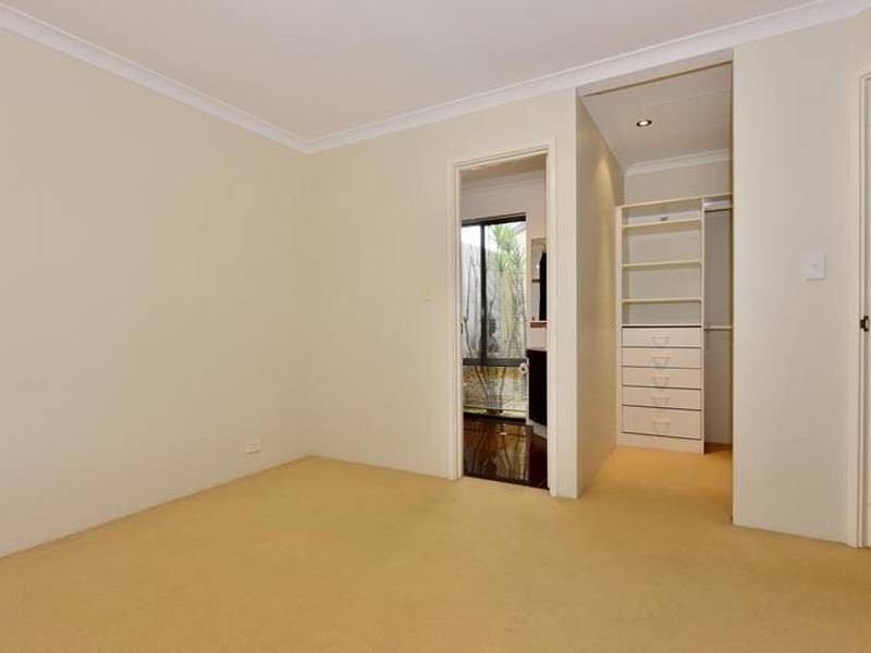 14 Kalyeeda Terrace, Ellenbrook WA 6069