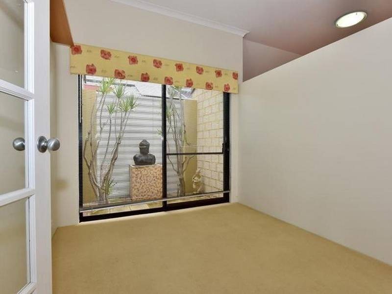 14 Kalyeeda Terrace, Ellenbrook WA 6069