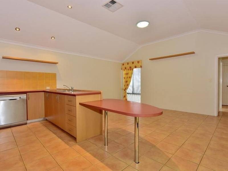 14 Kalyeeda Terrace, Ellenbrook WA 6069