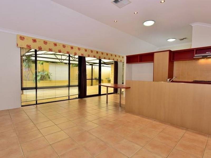 14 Kalyeeda Terrace, Ellenbrook WA 6069