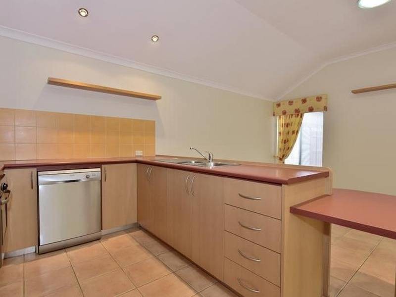 14 Kalyeeda Terrace, Ellenbrook WA 6069
