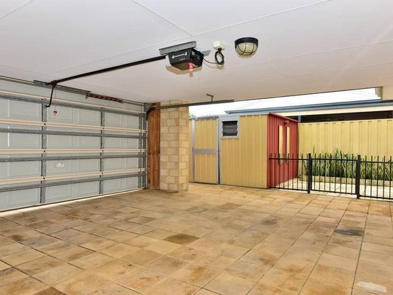 14 Kalyeeda Terrace, Ellenbrook WA 6069