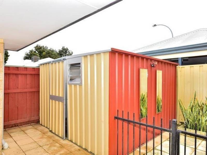 14 Kalyeeda Terrace, Ellenbrook WA 6069