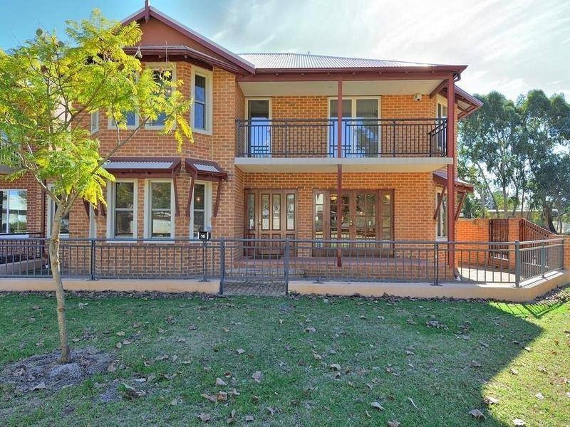 16 Hebe Lane, Woodbridge WA 6056