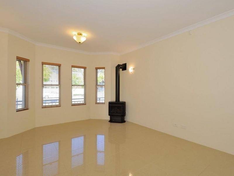 16 Hebe Lane, Woodbridge WA 6056