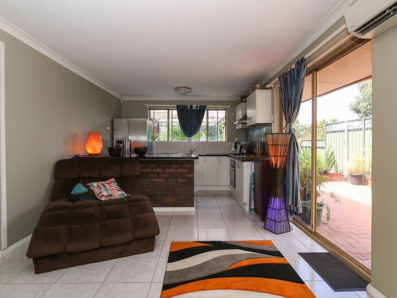 6 Redgum Avenue, Bellevue WA 6056