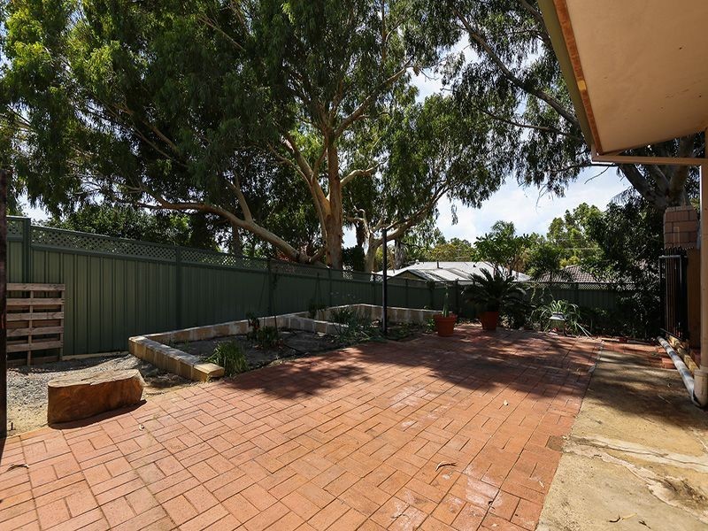 6 Redgum Avenue, Bellevue WA 6056