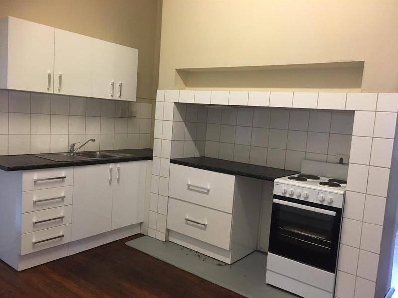 5 Templeman Place, Midland WA 6056