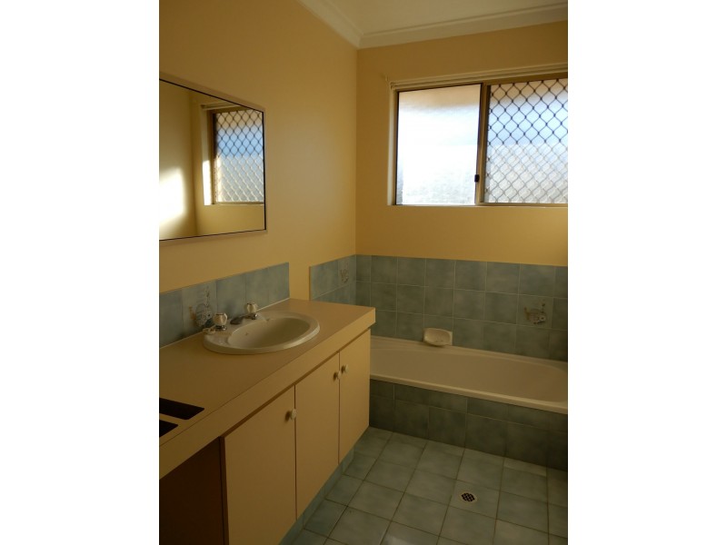 97B Blackadder Road, Swan View WA 6056