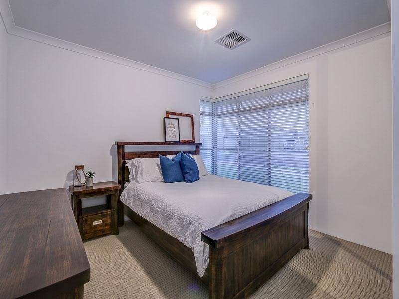 4 Bentall Way, The Vines WA 6069