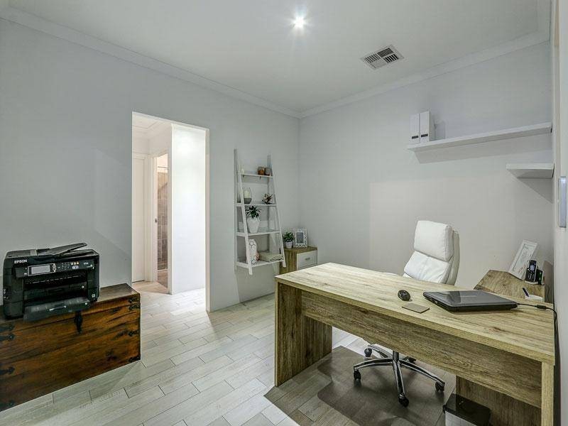 4 Bentall Way, The Vines WA 6069