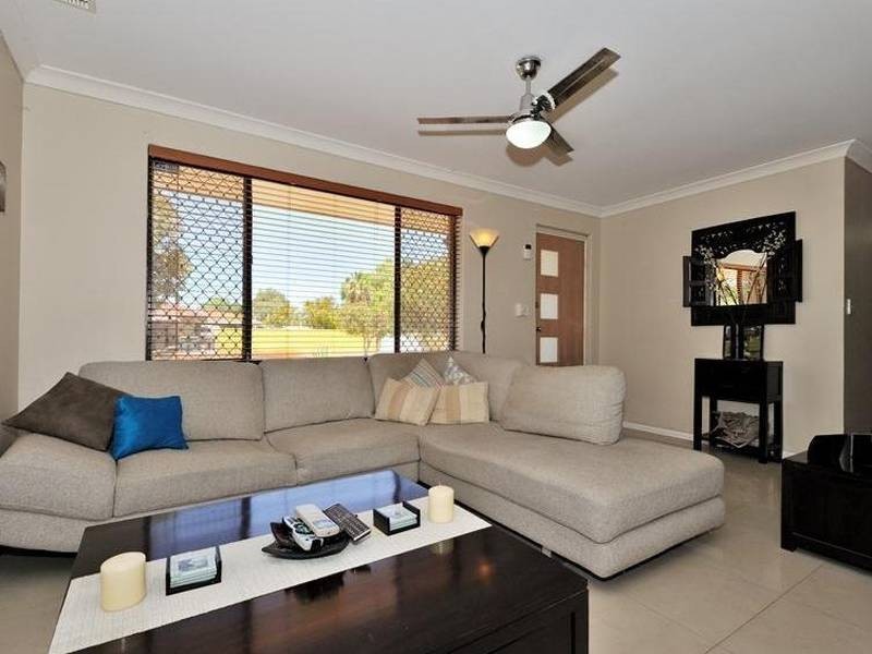 2 Roger Street, Midland WA 6056