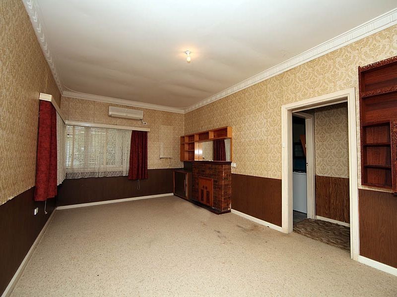 12 Harold Street, Bellevue WA 6056