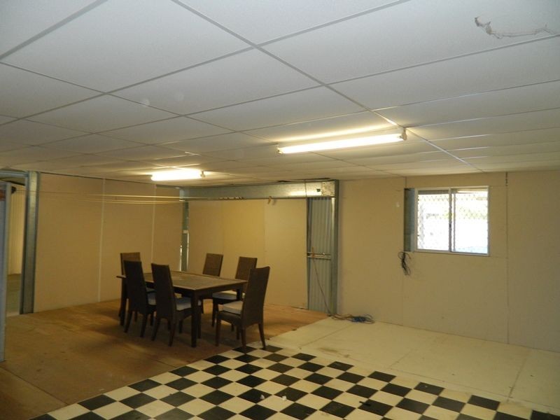 73 Clayton Street, Bellevue WA 6056