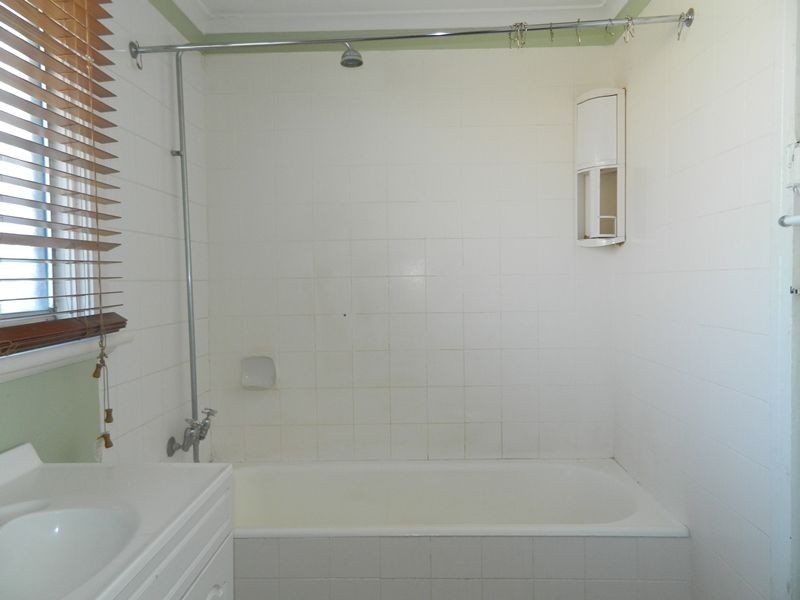 73 Clayton Street, Bellevue WA 6056