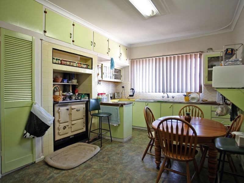 52 Bushby Street, Midvale WA 6056