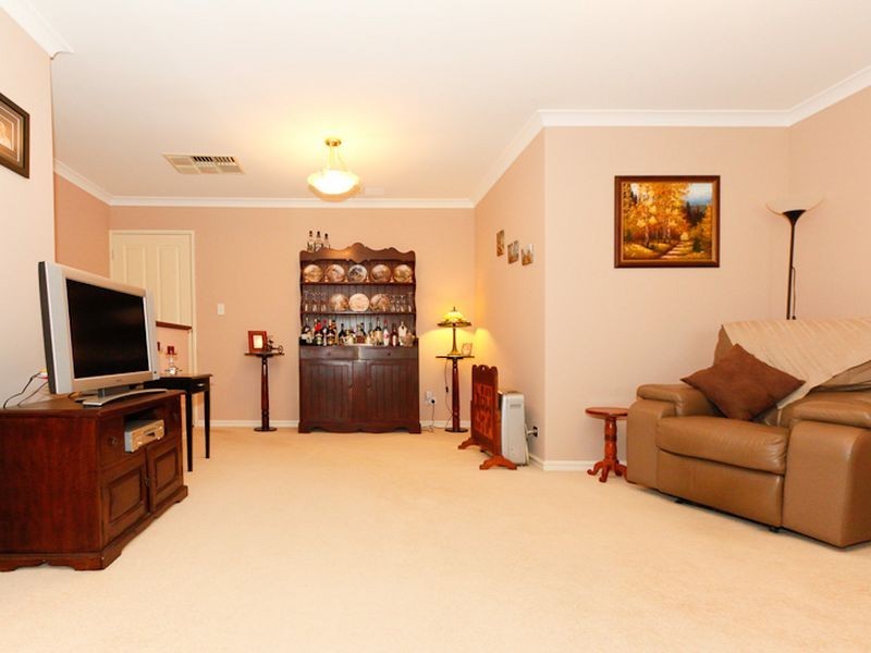 21 Frankland Place, Jane Brook WA 6056