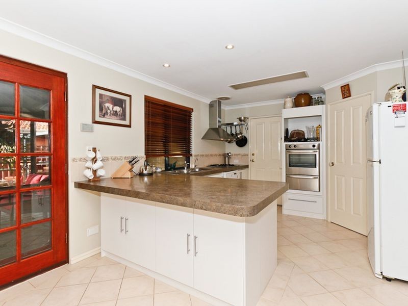 21 Frankland Place, Jane Brook WA 6056