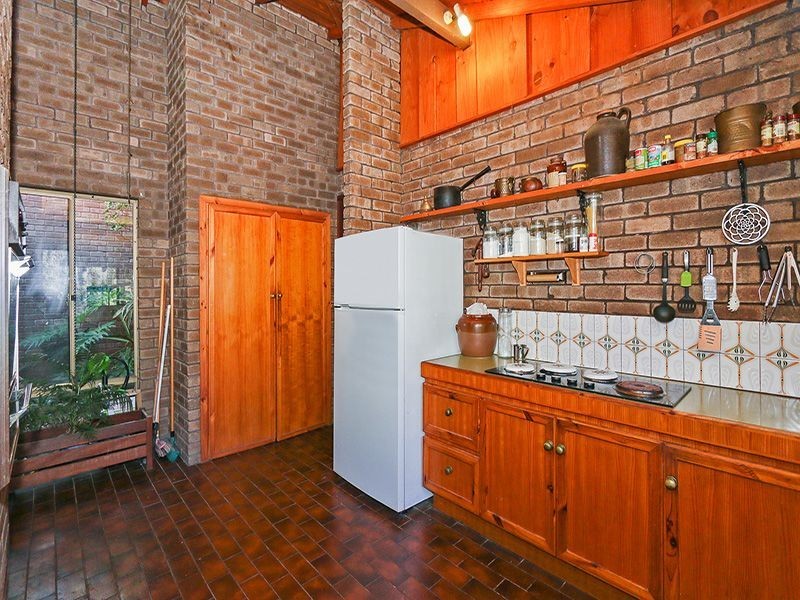 4 Dryandra Crescent, Darlington WA 6070