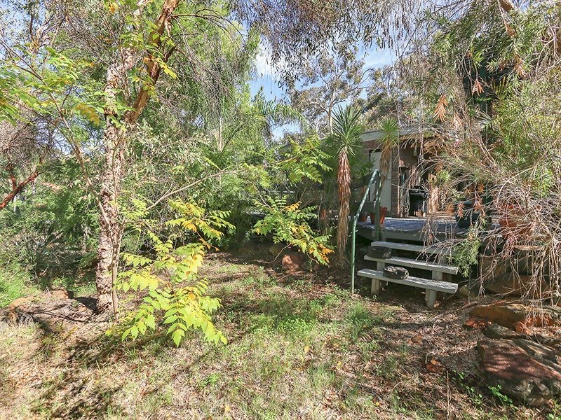 4 Dryandra Crescent, Darlington WA 6070