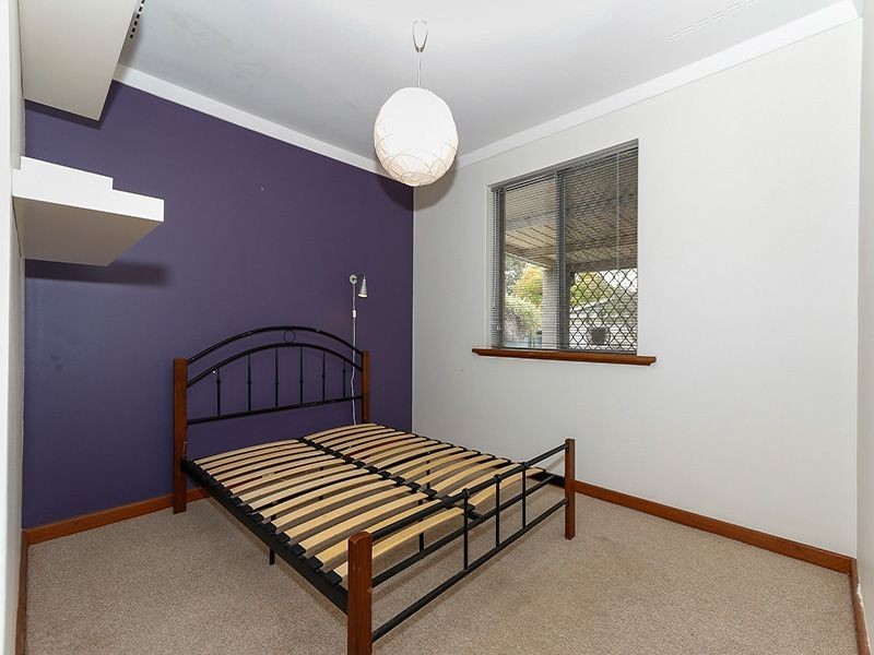 6 Tunnel Road, Swan View WA 6056