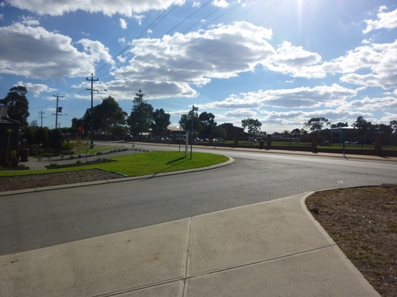 58 Dudley Street, Midland WA 6056