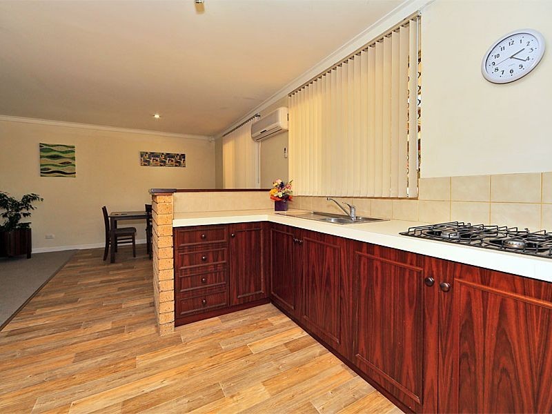 855 Katharine Street, Bellevue WA 6056