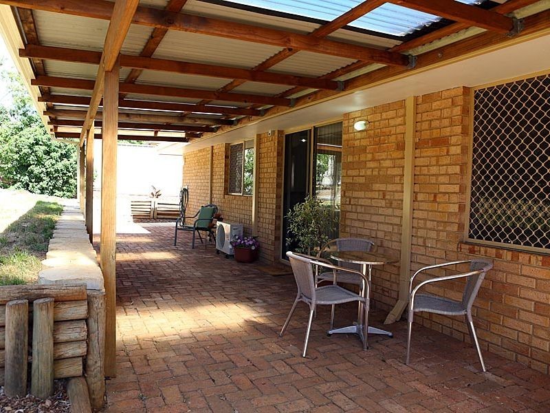 855 Katharine Street, Bellevue WA 6056