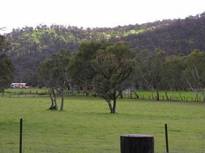 691 Chittering Valley Road, Lower Chittering WA 6084