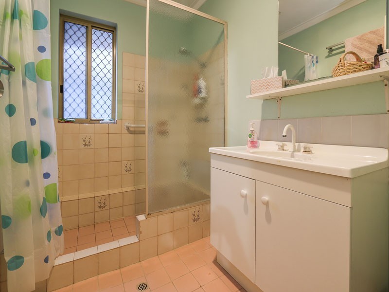 14 Scarp View, Swan View WA 6056