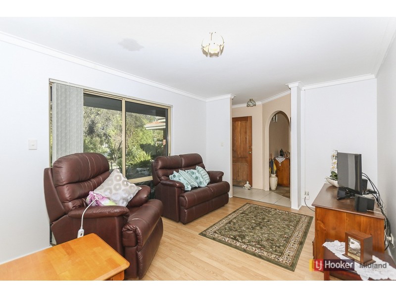 14 Scarp View, Swan View WA 6056