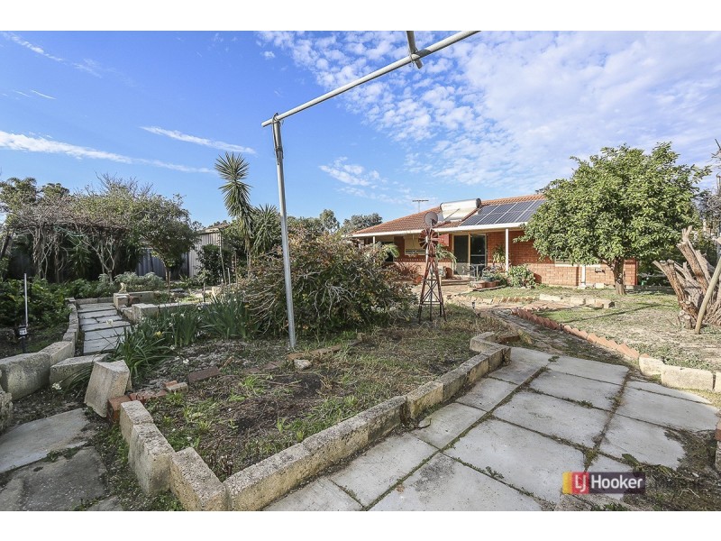 14 Scarp View, Swan View WA 6056