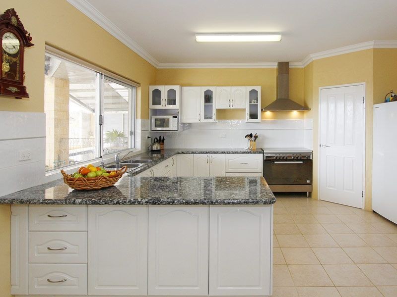 37 Auger Place, Bullsbrook WA 6084