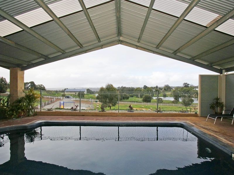 37 Auger Place, Bullsbrook WA 6084