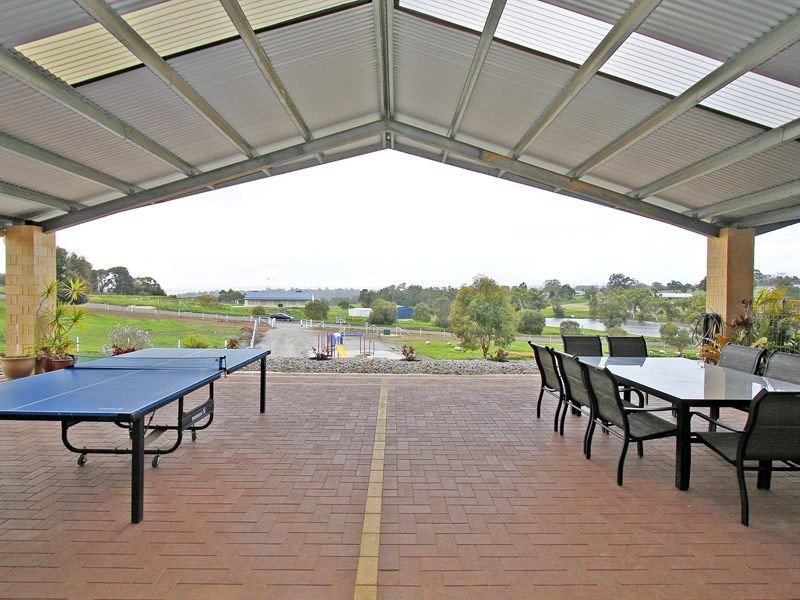 37 Auger Place, Bullsbrook WA 6084