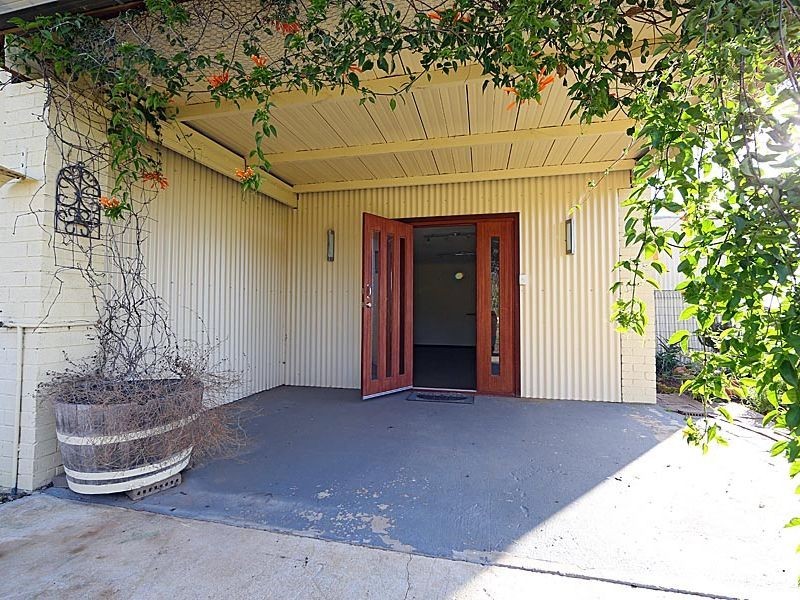 649 Campersic Road, Baskerville WA 6056