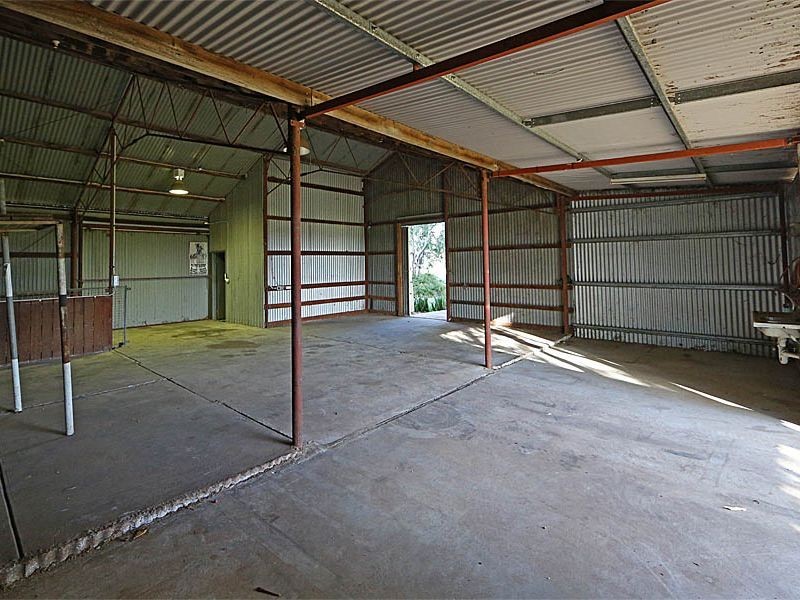 649 Campersic Road, Baskerville WA 6056