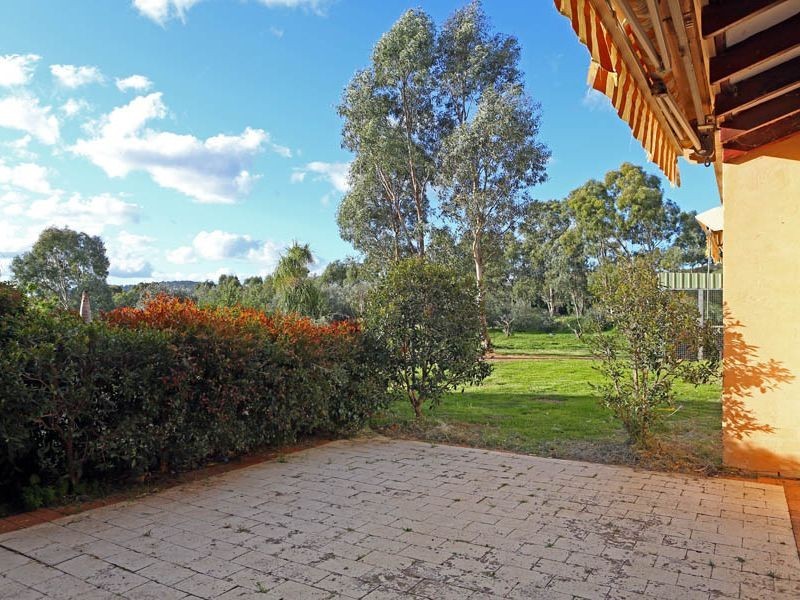 649 Campersic Road, Baskerville WA 6056