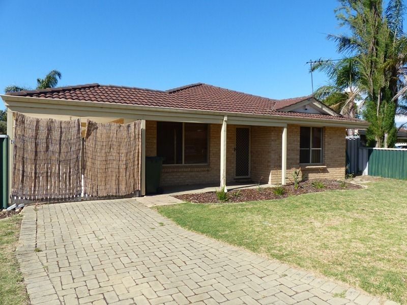 12 Opperman Place, Middle Swan WA 6056