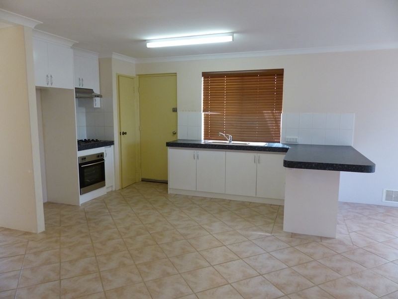 12 Opperman Place, Middle Swan WA 6056