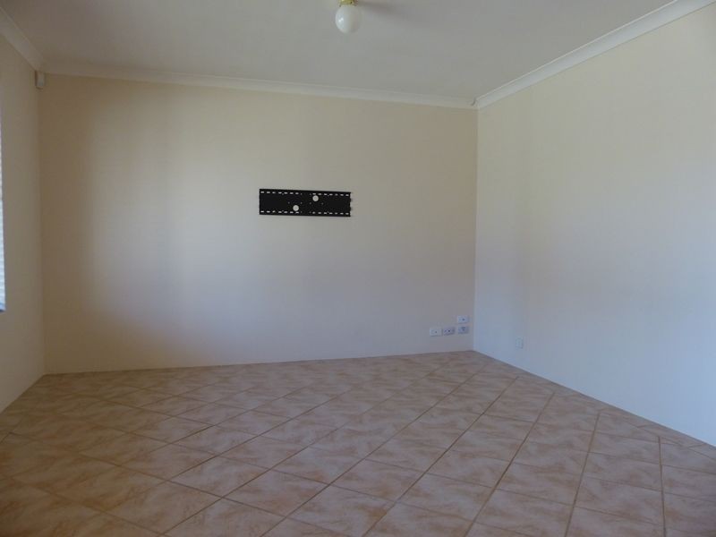 12 Opperman Place, Middle Swan WA 6056