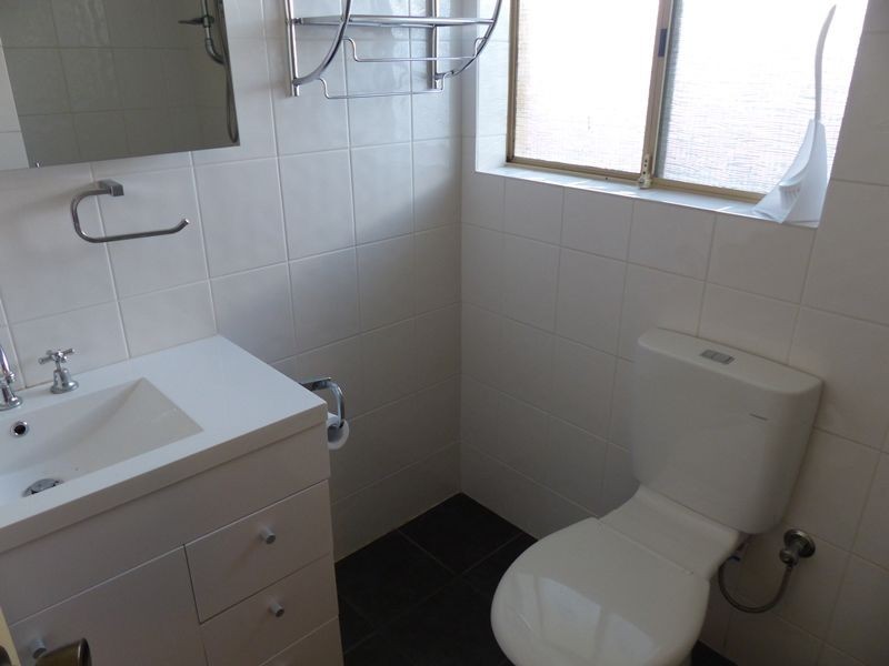 12 Opperman Place, Middle Swan WA 6056