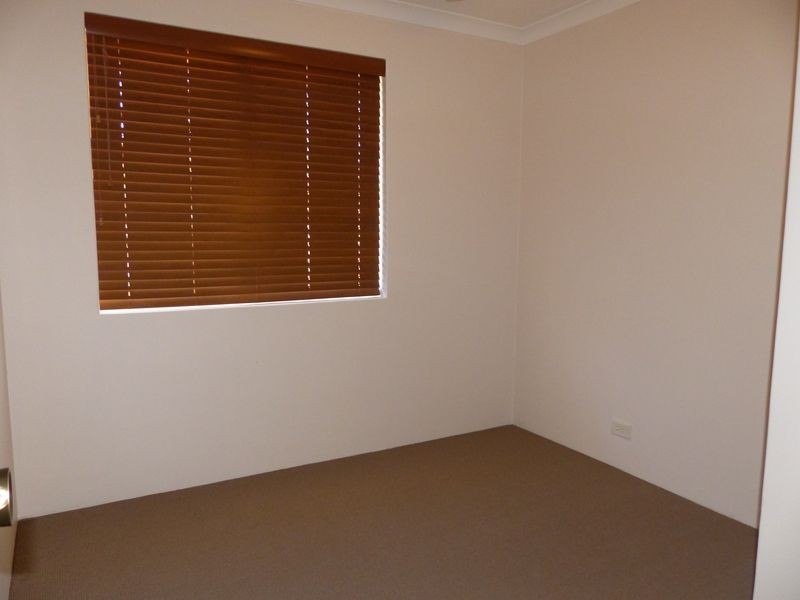 12 Opperman Place, Middle Swan WA 6056