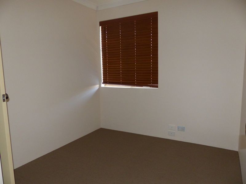 12 Opperman Place, Middle Swan WA 6056