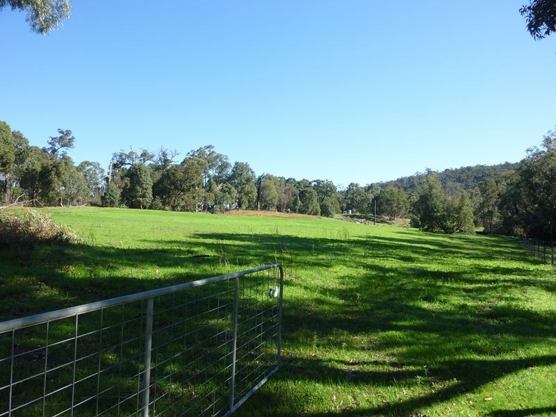 Lot 203 Reen Road, Gidgegannup WA 6083