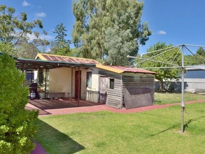 124 Clayton Street, Bellevue WA 6056